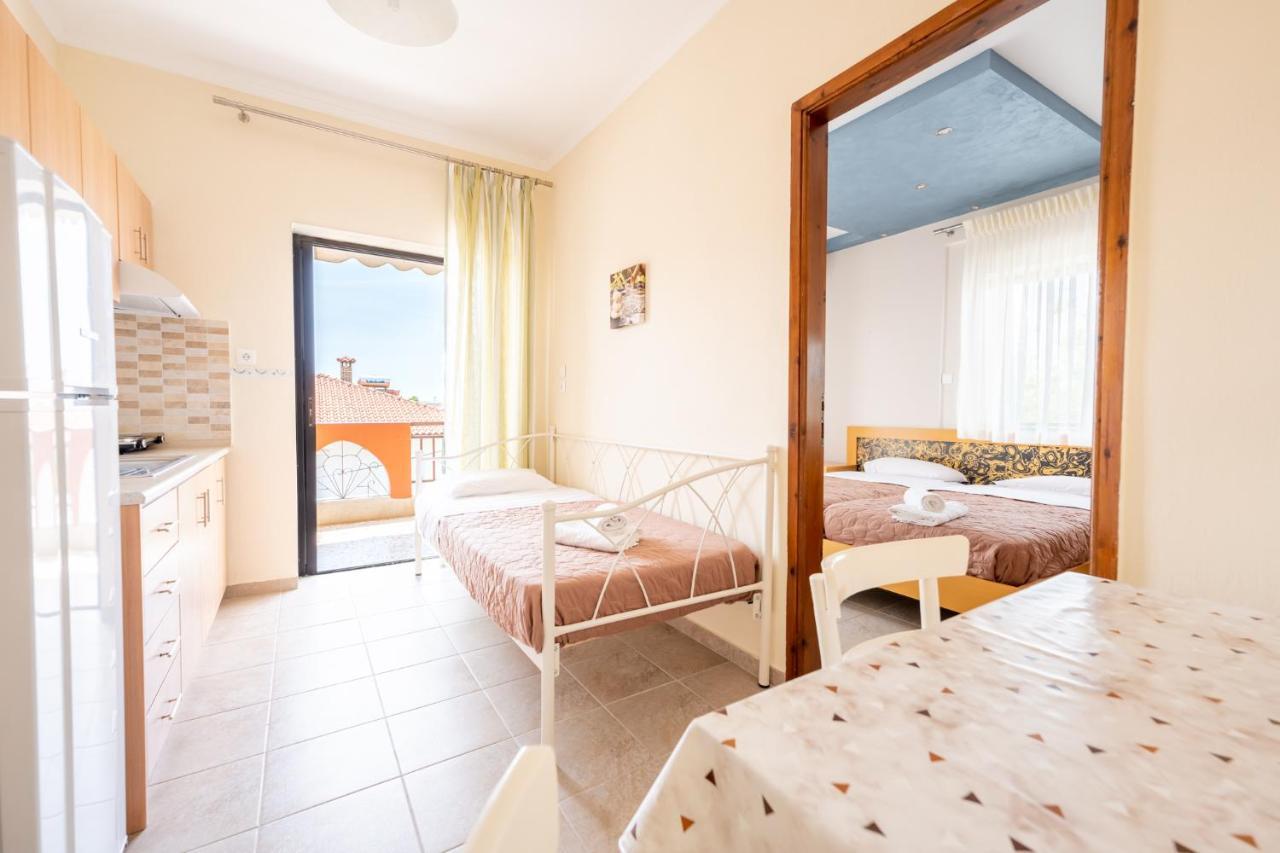Milonas House Apartments Paralia Dionysiou Luaran gambar