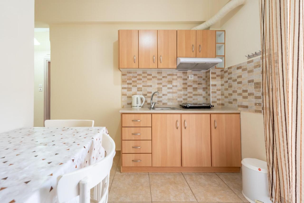 Milonas House Apartments Paralia Dionysiou Luaran gambar