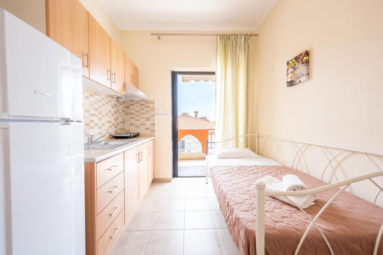 Milonas House Apartments Paralia Dionysiou Luaran gambar