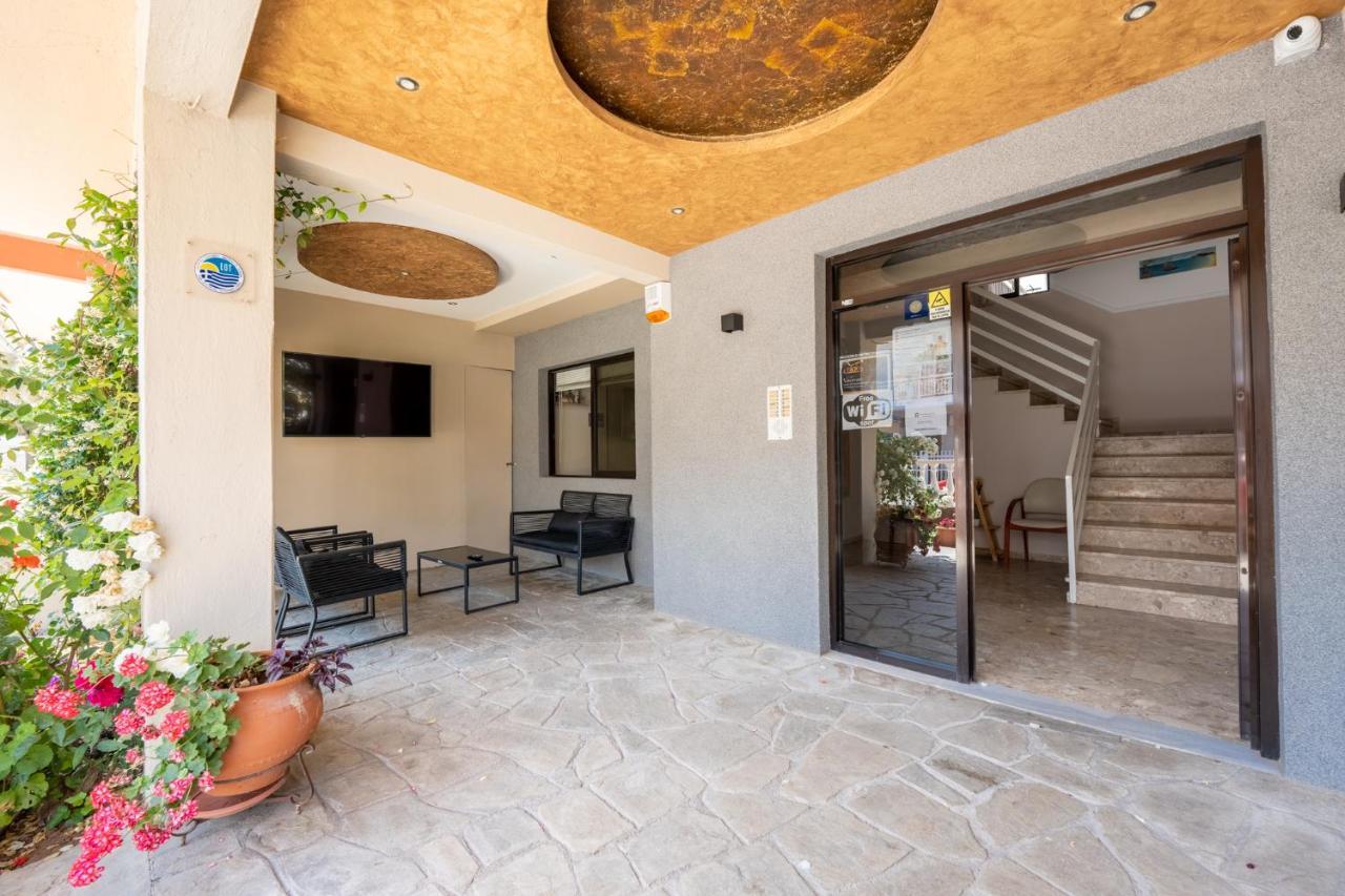 Milonas House Apartments Paralia Dionysiou Luaran gambar