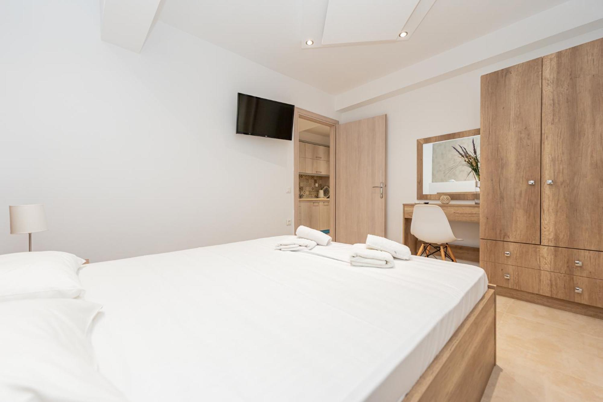 Milonas House Apartments Paralia Dionysiou Luaran gambar