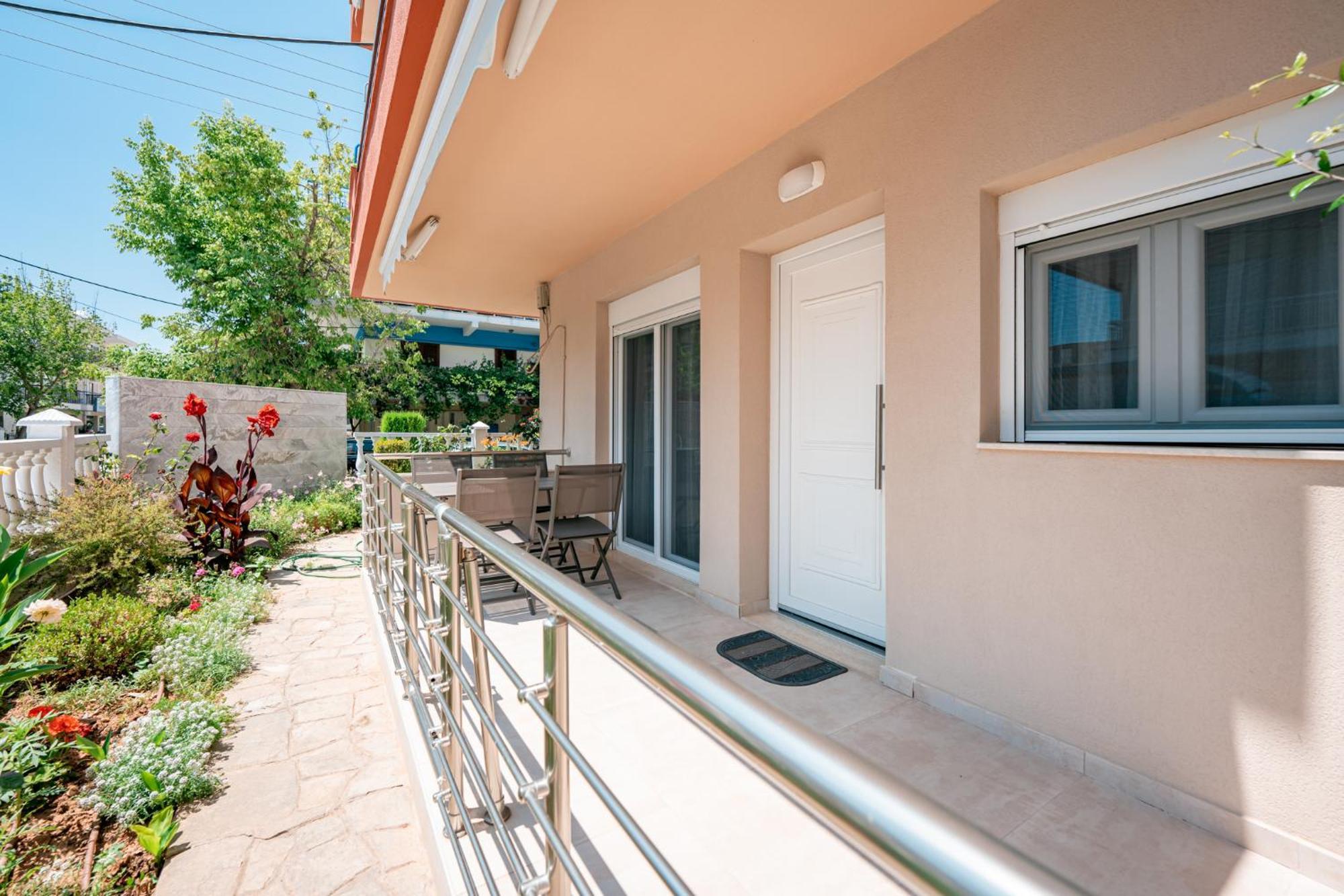Milonas House Apartments Paralia Dionysiou Luaran gambar