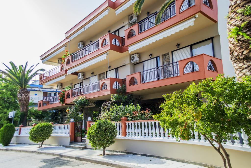 Milonas House Apartments Paralia Dionysiou Luaran gambar