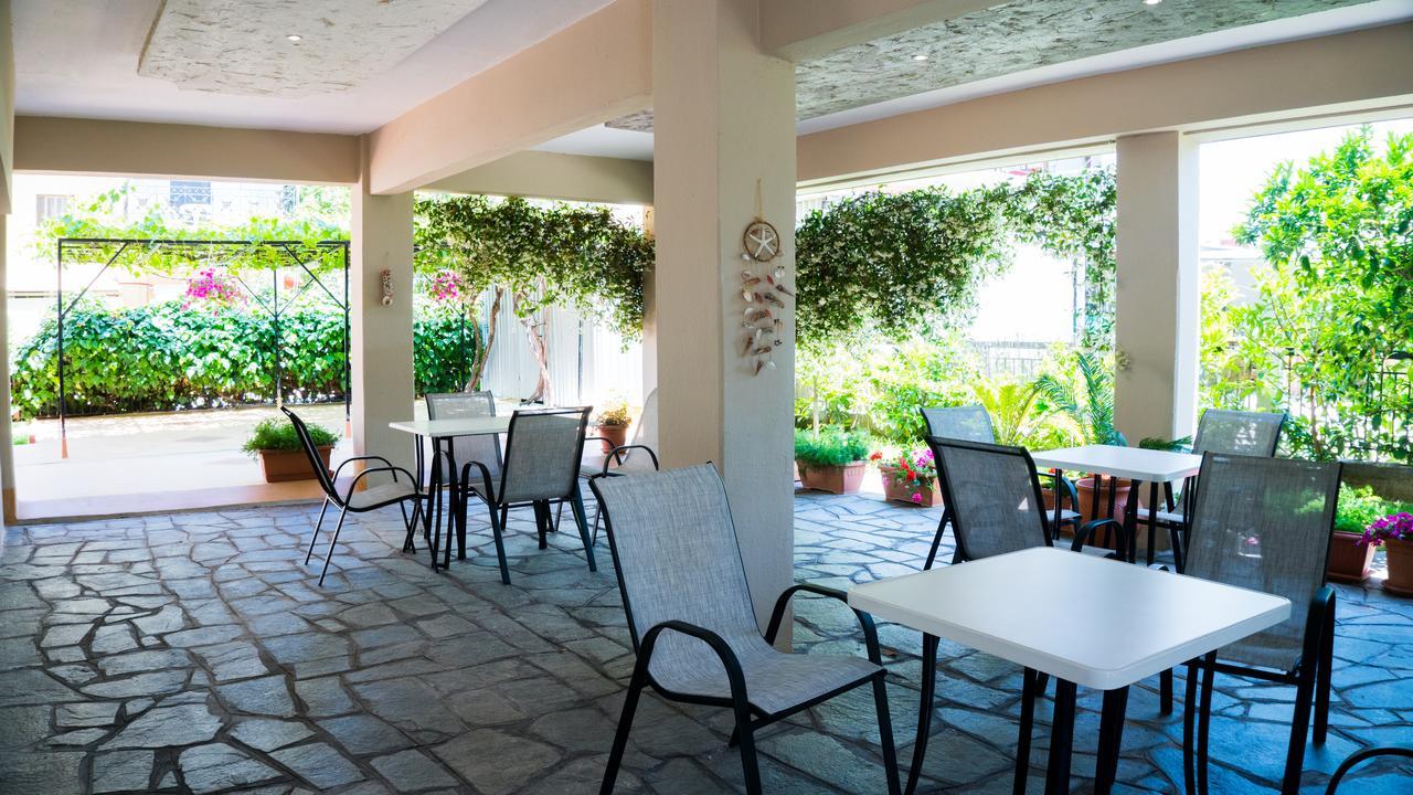 Milonas House Apartments Paralia Dionysiou Luaran gambar